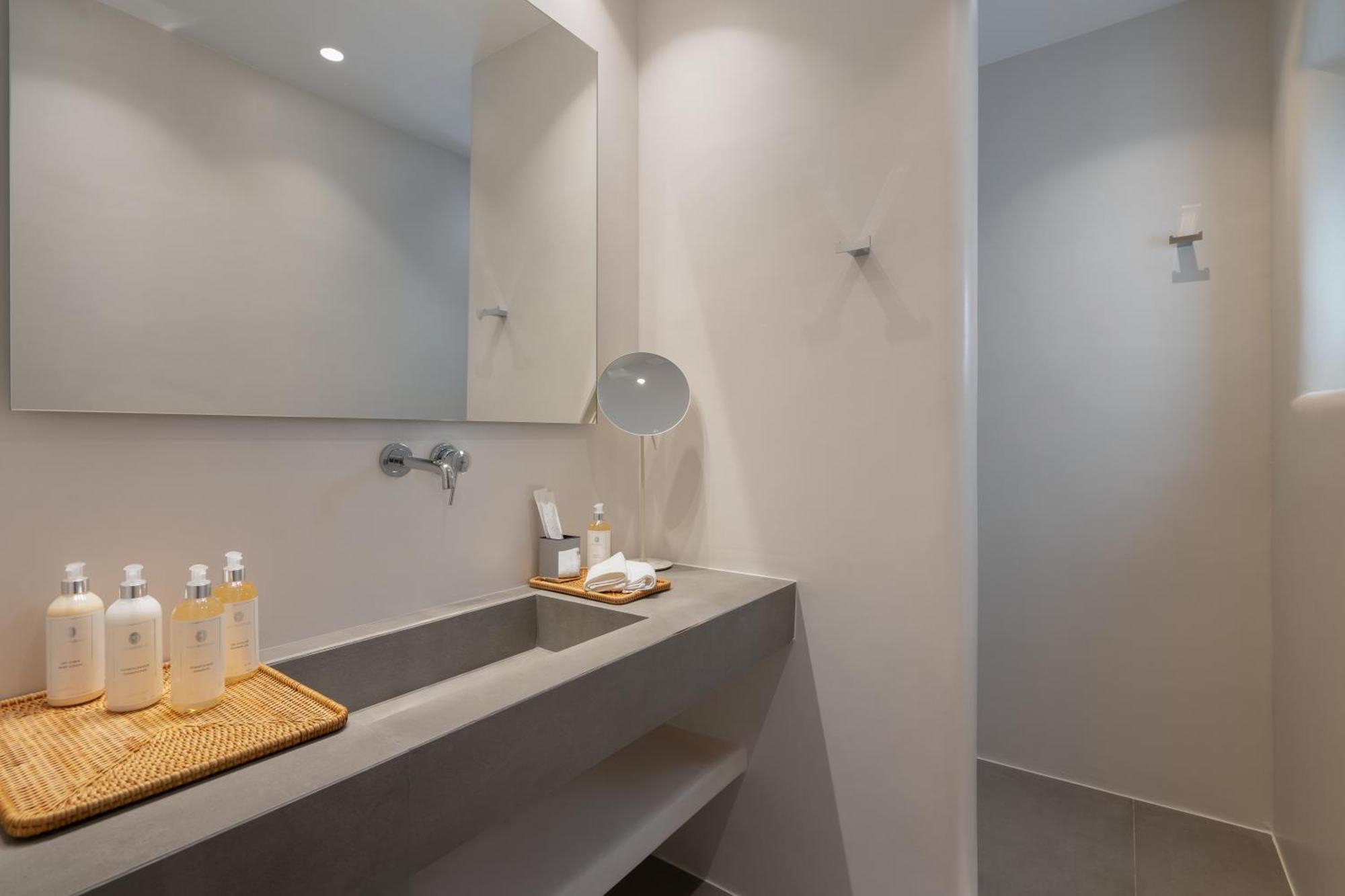 Nero Suites By Nomee Hospitality Group Imerovigli  Eksteriør billede