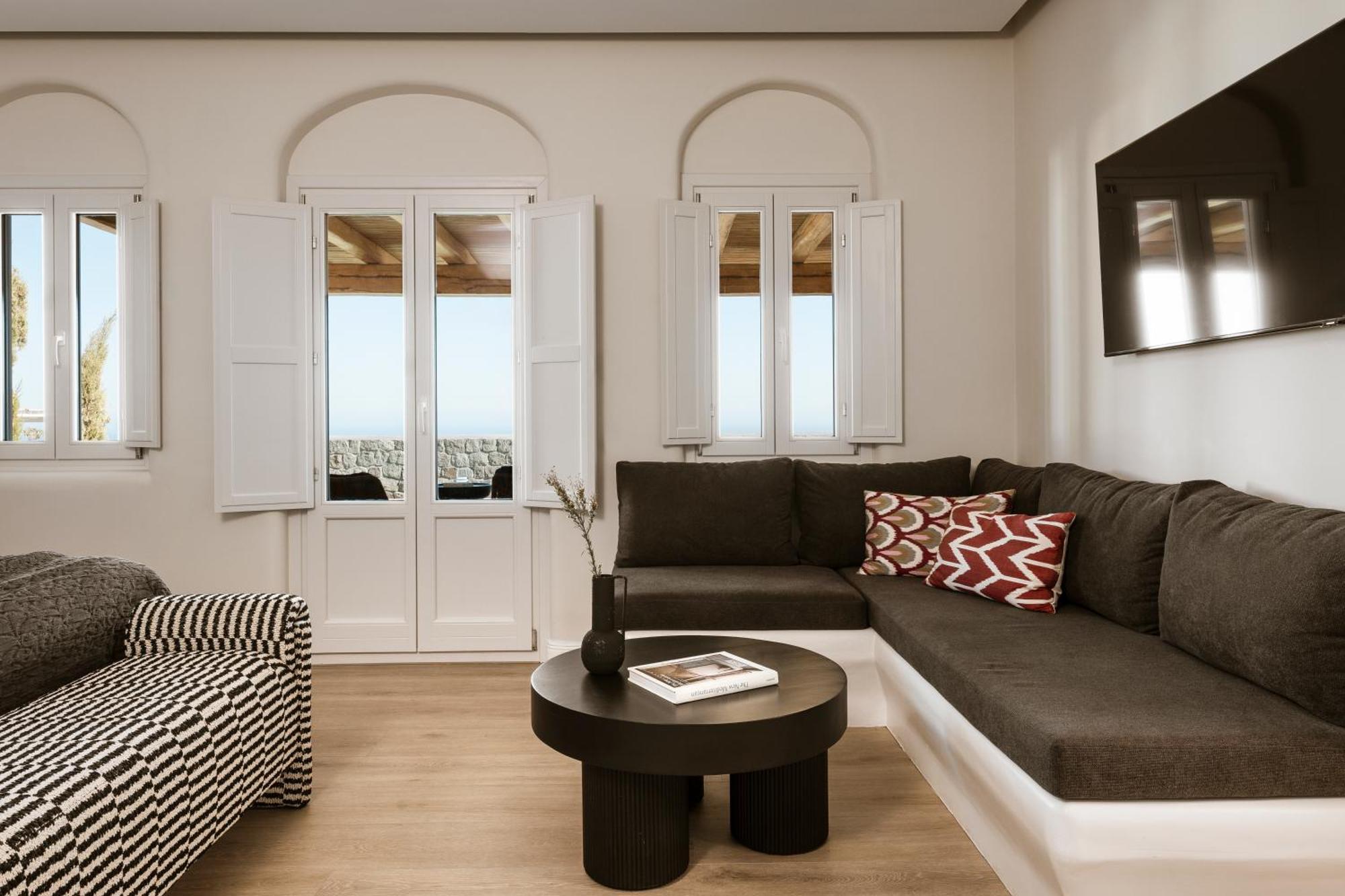 Nero Suites By Nomee Hospitality Group Imerovigli  Eksteriør billede