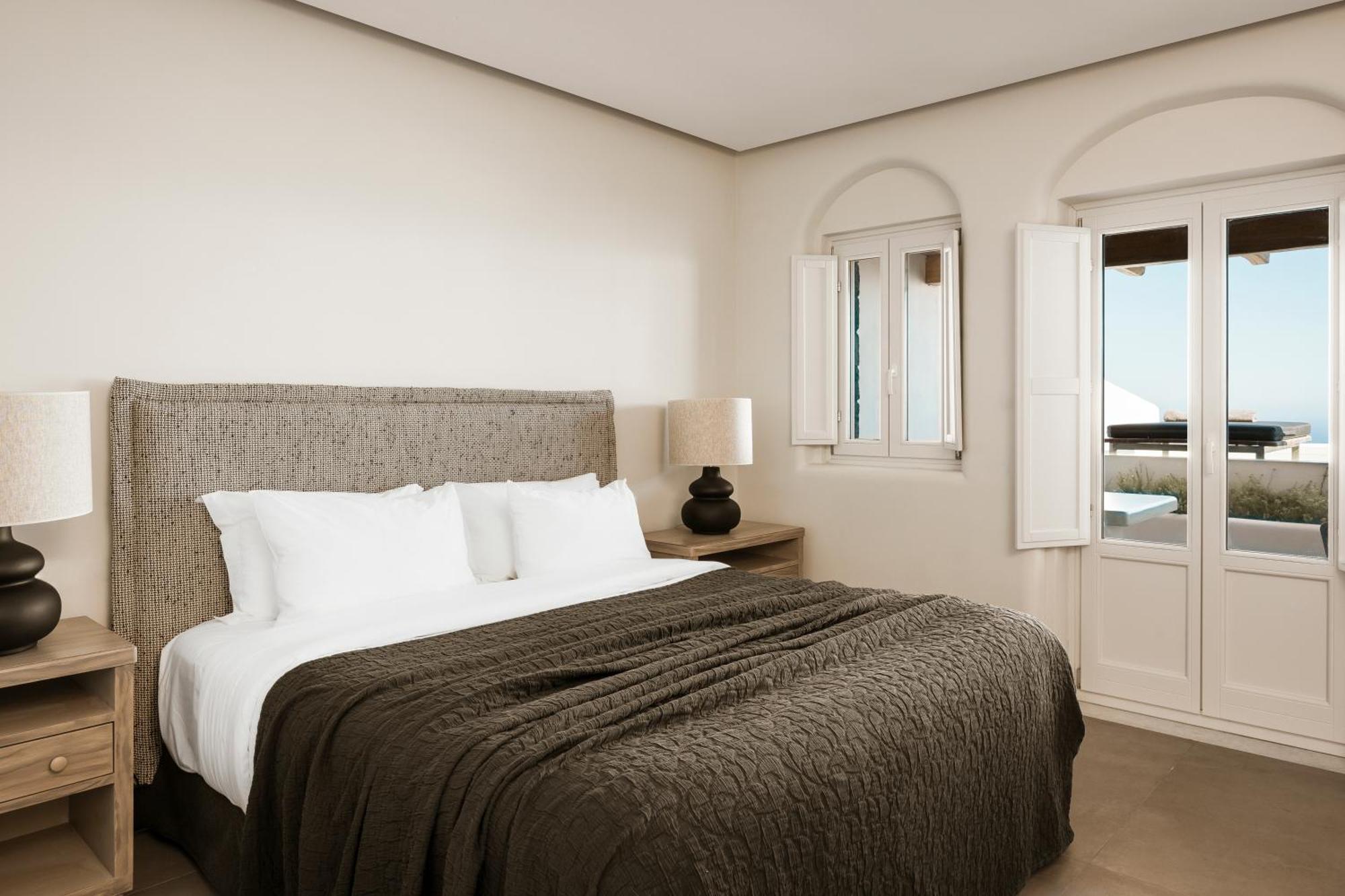 Nero Suites By Nomee Hospitality Group Imerovigli  Eksteriør billede